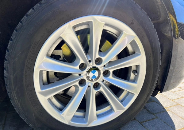 BMW Seria 5 cena 53700 przebieg: 230000, rok produkcji 2015 z Łeba małe 277